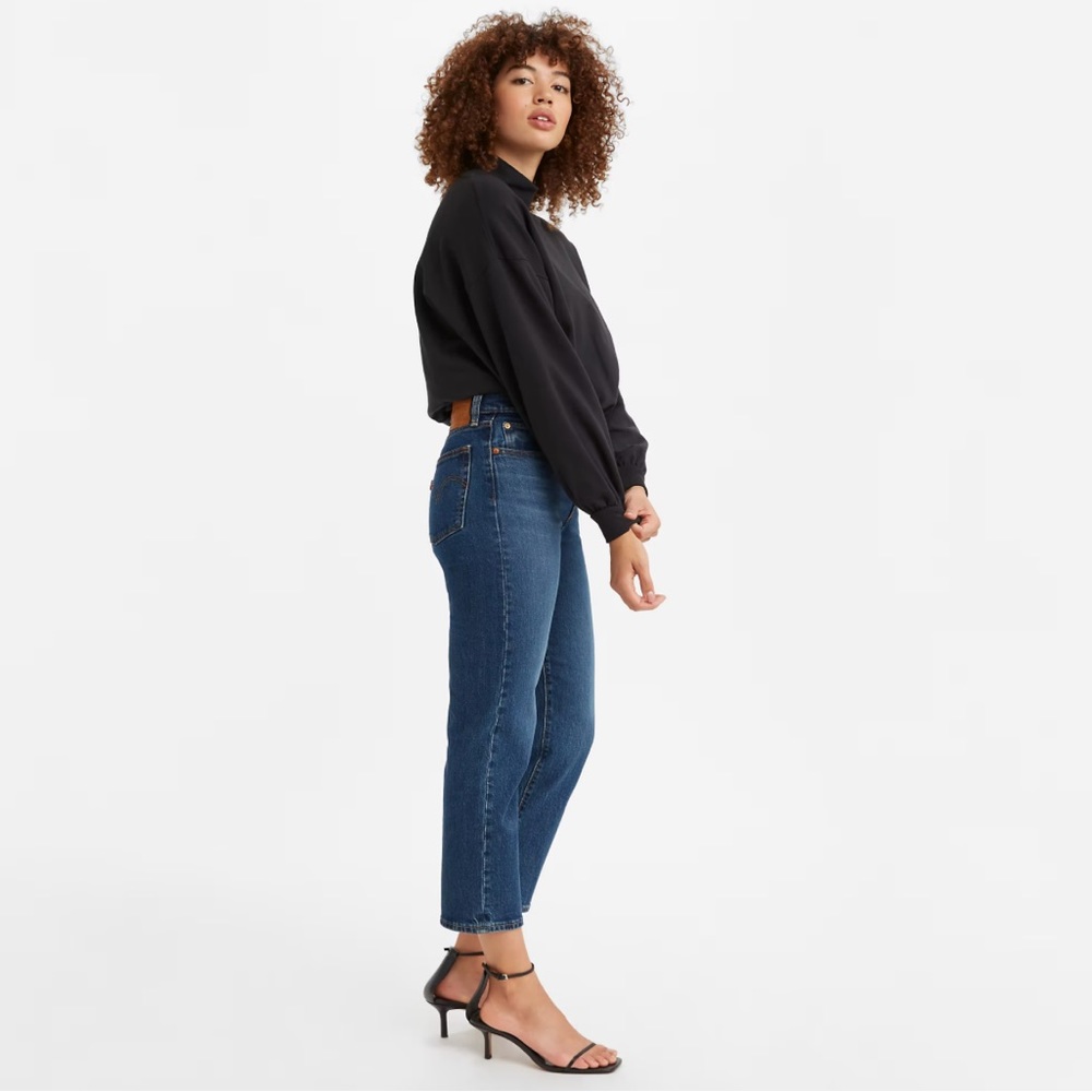 Levi's Women's Premium Wedgie Straight Jeans